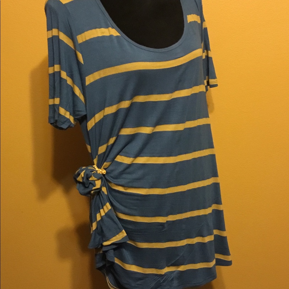 LuLaRoe Perfect T
